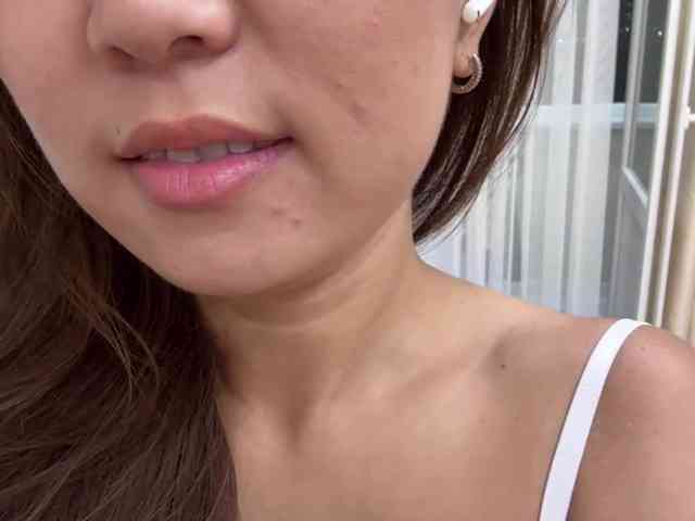 Naomi33