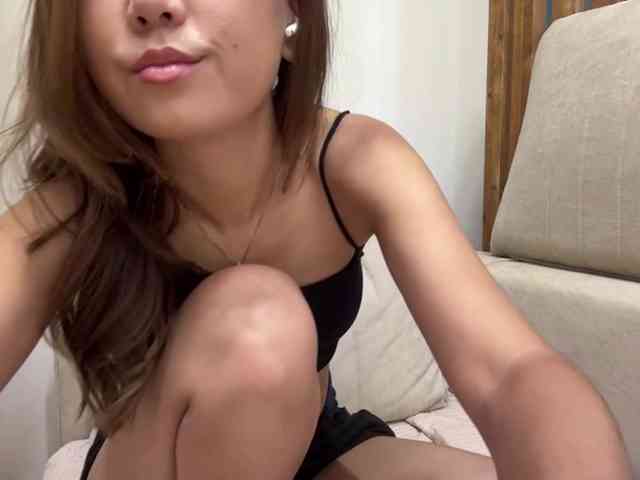Naomi33