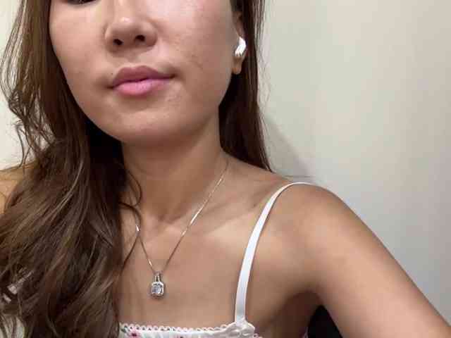 Naomi33