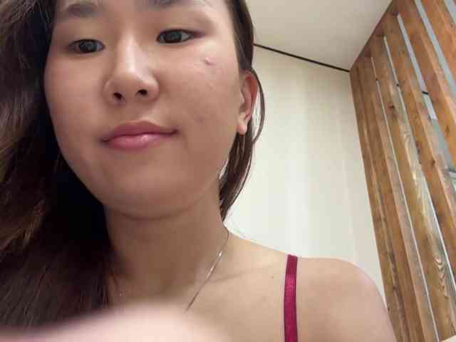 Naomi33
