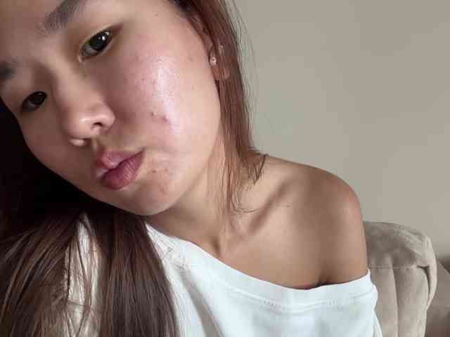 Naomi33