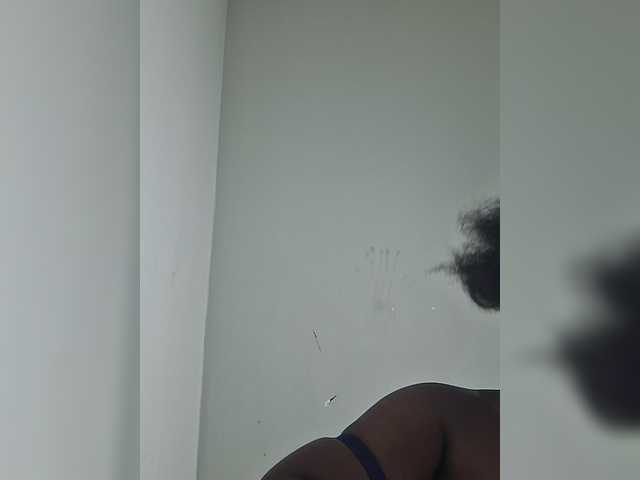 MissRry live cam on BongaCams