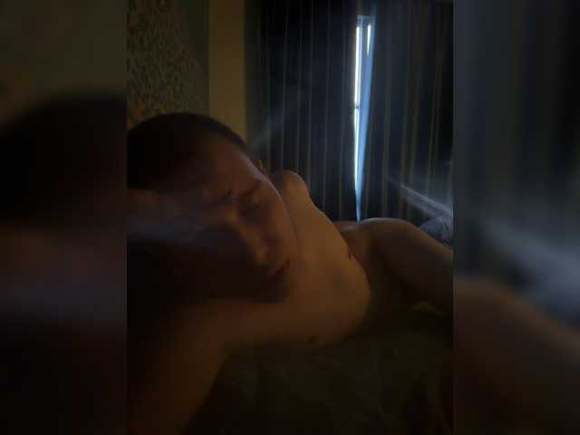 Wolf67 — live male cam