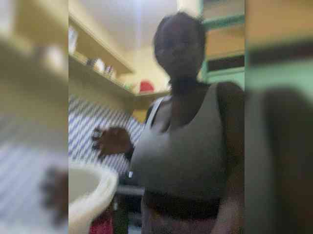 TeaserTracy1 webcam