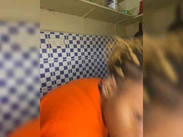 TeaserTracy1 webcam