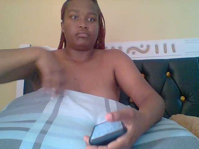 Hot-sexy-gurl live cam on BongaCams