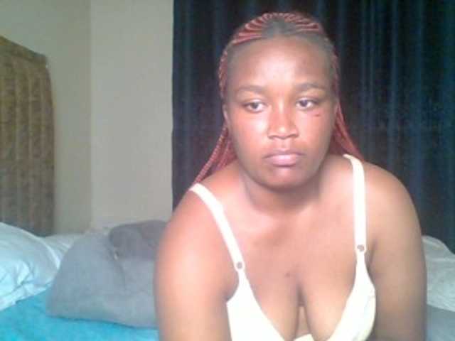 Hot-sexy-gurl live cam on BongaCams