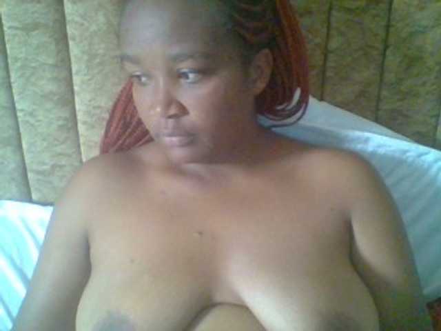 Hot-sexy-gurl live cam on BongaCams