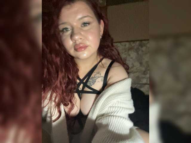 Lisa-loli live cam on BongaCams
