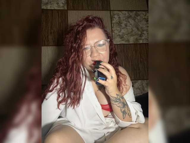 Lisa-loli live cam on BongaCams