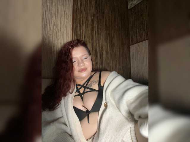 Lisa-loli live cam on BongaCams