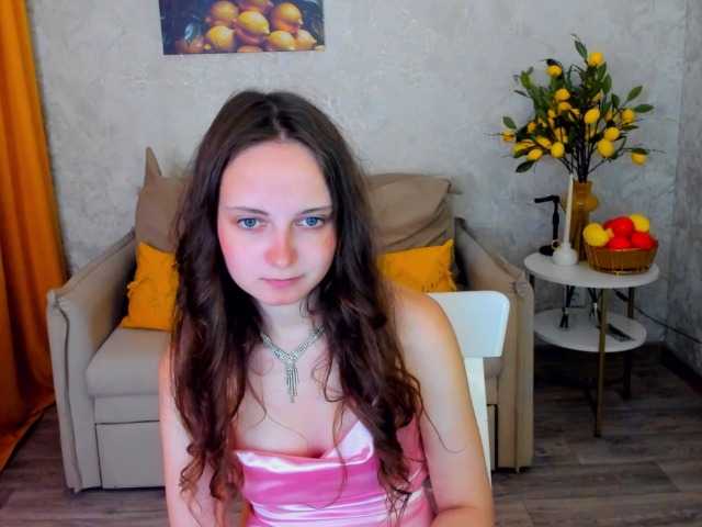 MilenaSparkle live cam on BongaCams