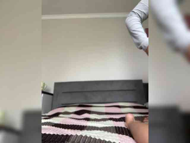 CherryBlisssss webcam