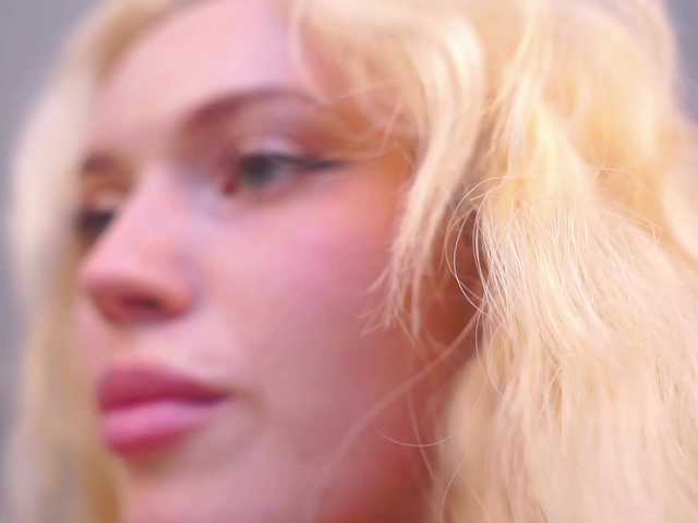 GayleneCessna live cam preview
