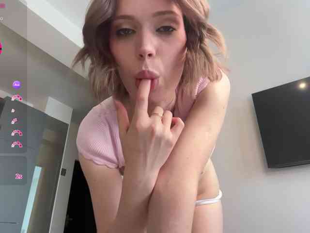 GayleneCessna webcam