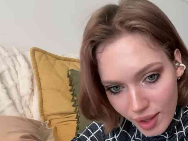 GayleneCessna webcam