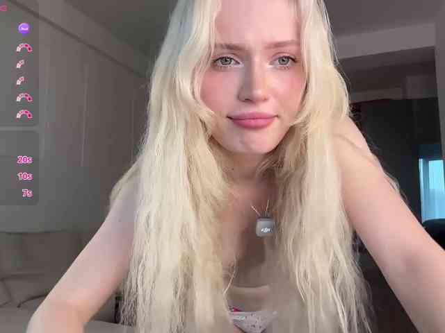 GayleneCessna webcam