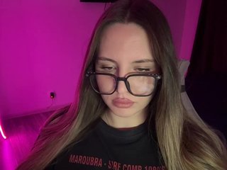 CrisKissa Porn Show