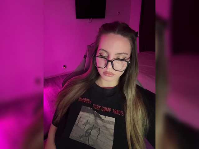 CrisKissa live cam preview