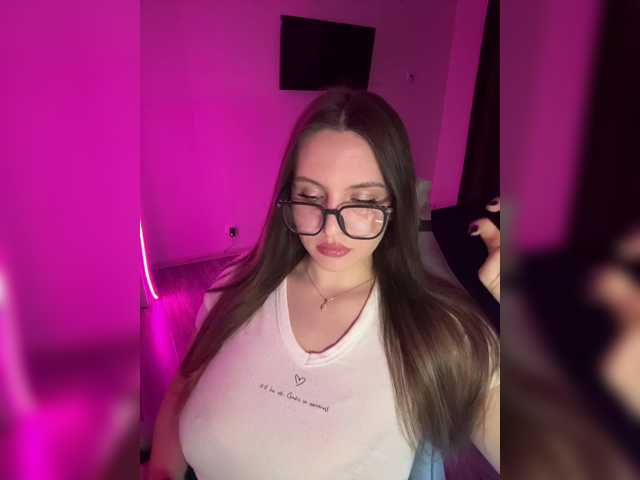 CrisKissa live cam on BongaCams
