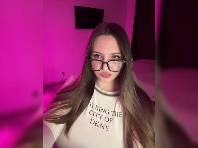 CrisKissa live cam on BongaCams