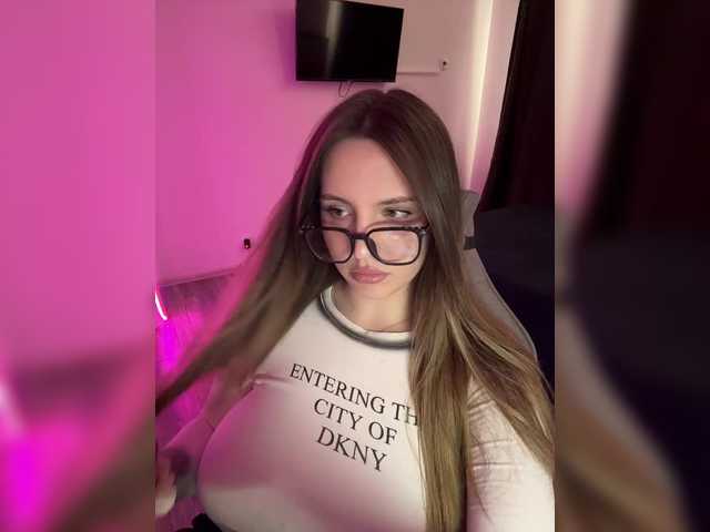 CrisKissa live cam preview