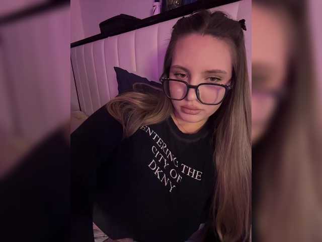 CrisKissa live cam on BongaCams