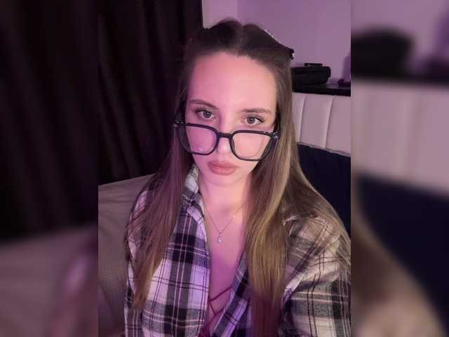 CrisKissa live cam on BongaCams