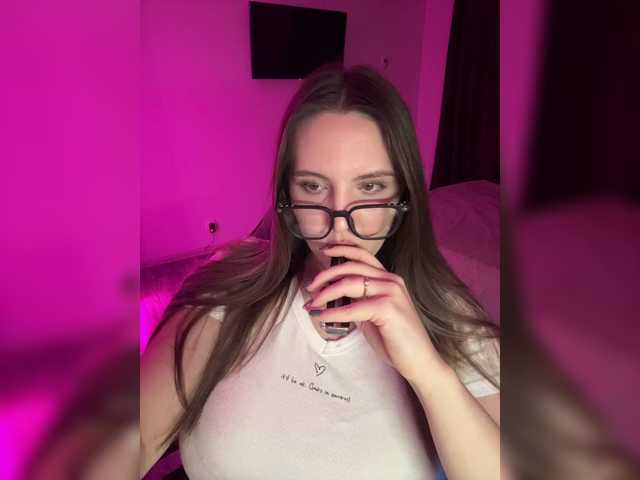 CrisKissa live cam on BongaCams