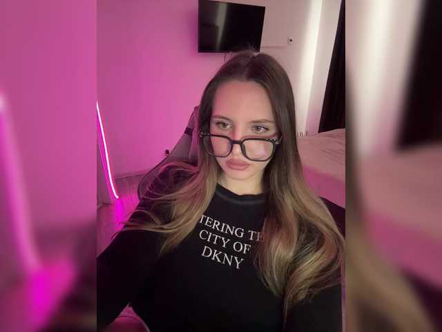 CrisKissa live cam on BongaCams