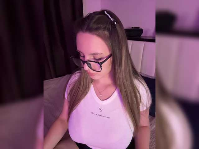 CrisKissa live cam on BongaCams