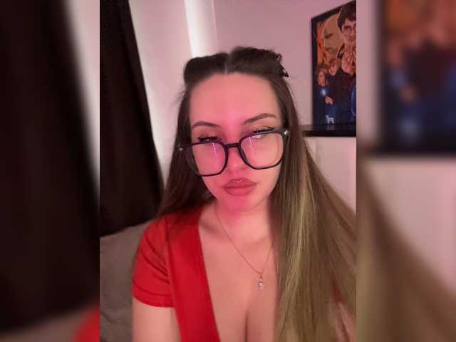 CrisKissa live cam preview