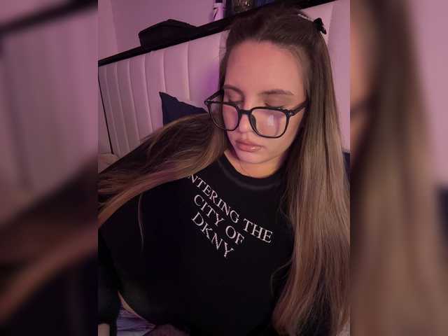 CrisKissa live cam on BongaCams