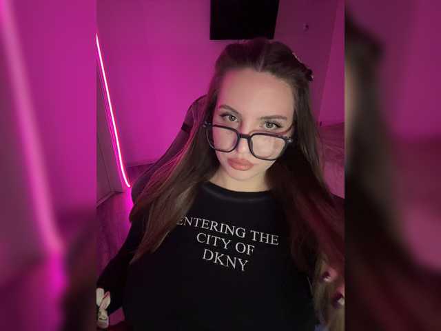 CrisKissa live cam on BongaCams