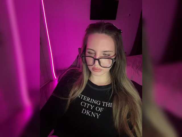 CrisKissa live cam on BongaCams