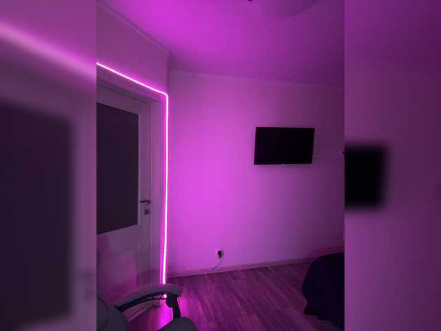 CrisKissa live cam on BongaCams
