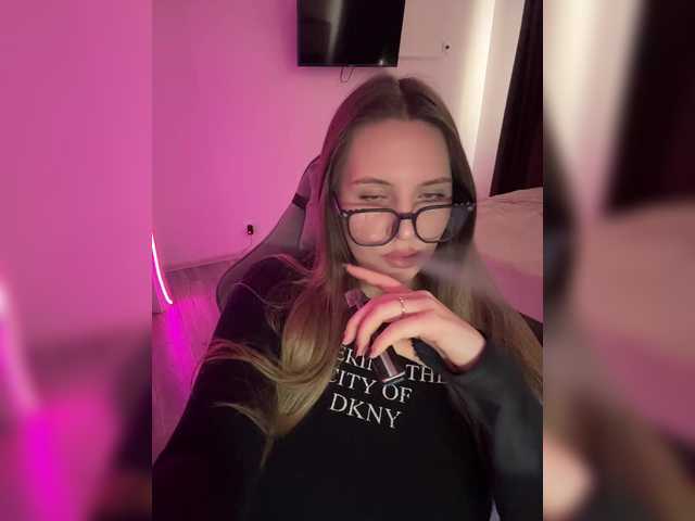 CrisKissa live cam on BongaCams
