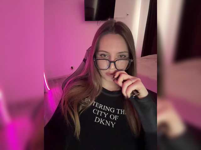 CrisKissa live cam on BongaCams