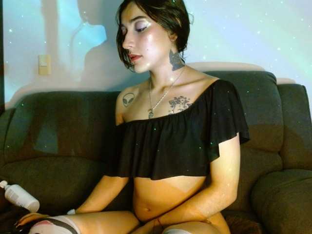 StarCat-1 live cam on BongaCams