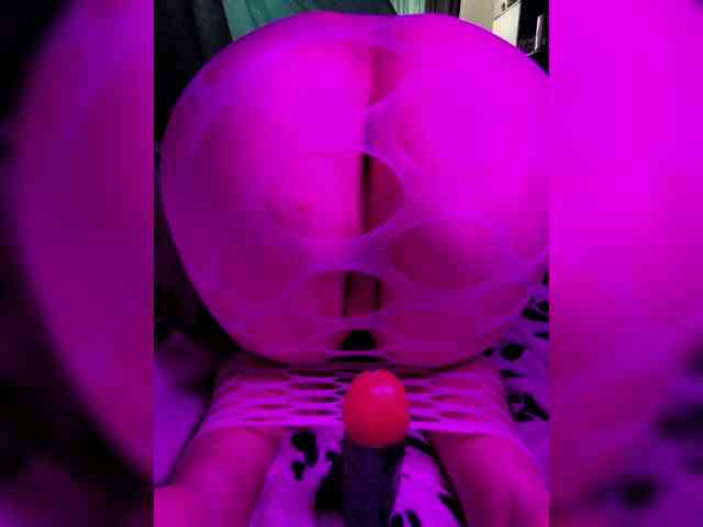 Scarlett-t Live Webcam on BongaCams