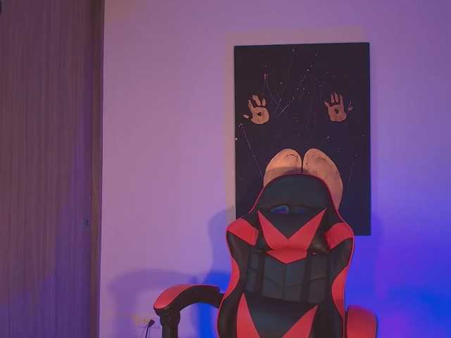 le modèle mia-bornner est en webcam porno dans un show sur le site bongacams, il possède les tags suivants: Latino/Hispanic,Brunette,Shaved