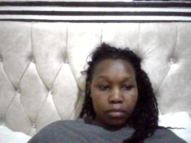 Iyannaamor webcam