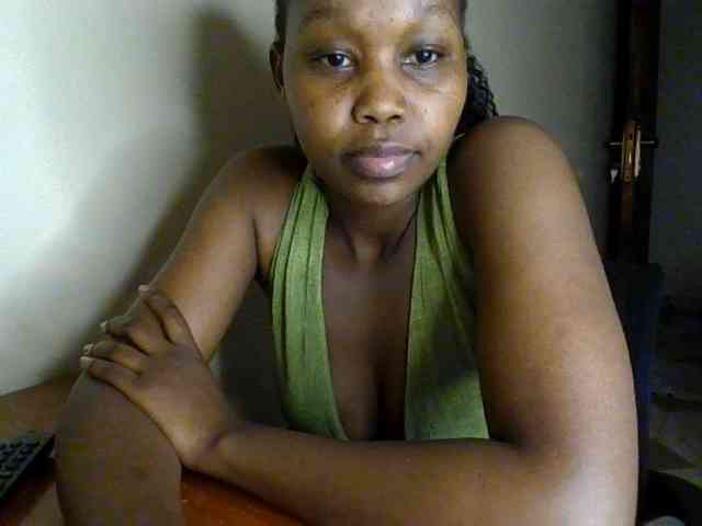 Iyannaamor webcam