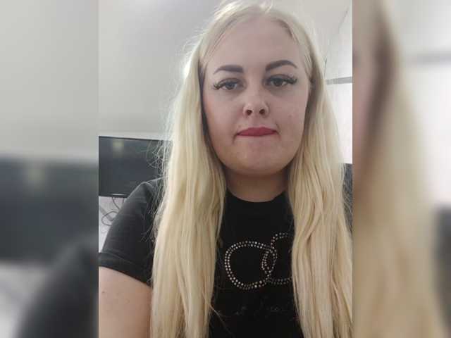 SexiBlondi live cam on BongaCams