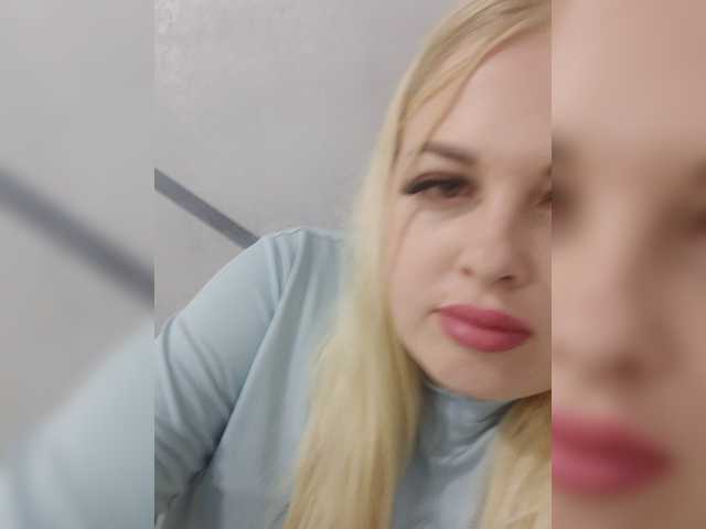 SexiBlondi