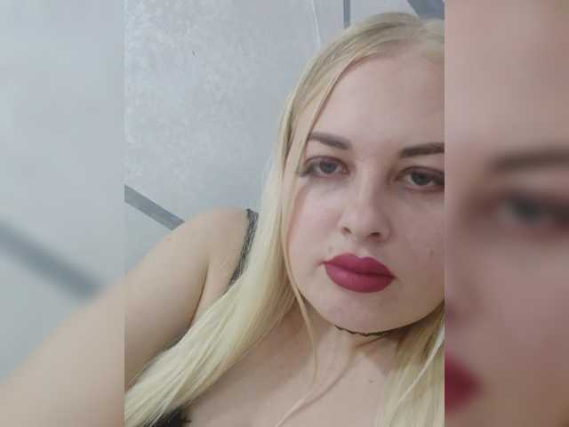 SexiBlondi