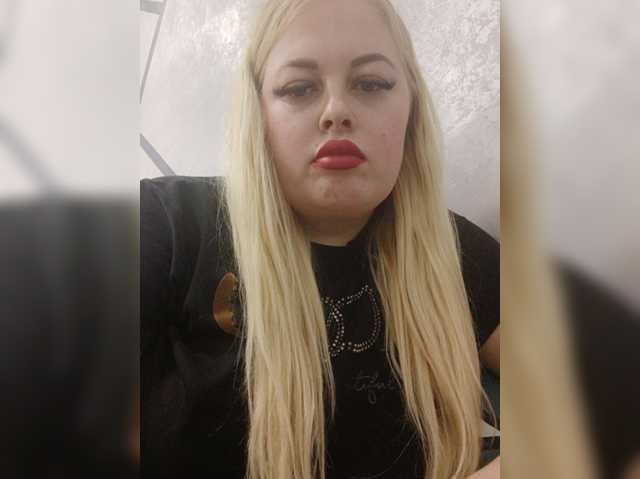 SexiBlondi live cam on BongaCams