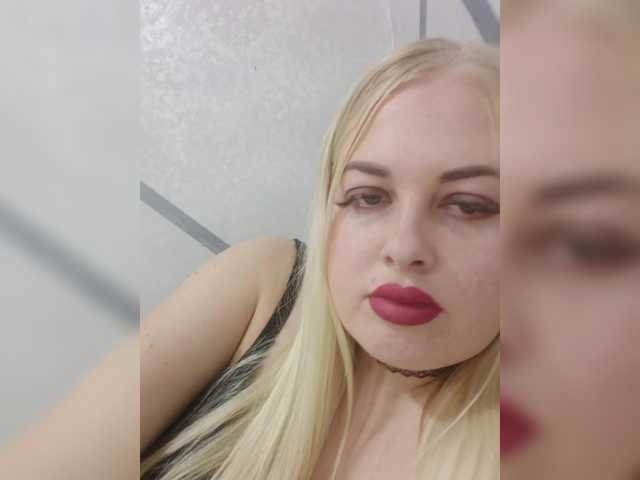 SexiBlondi