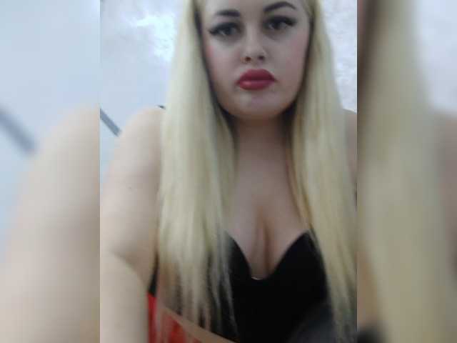 SexiBlondi live cam on BongaCams