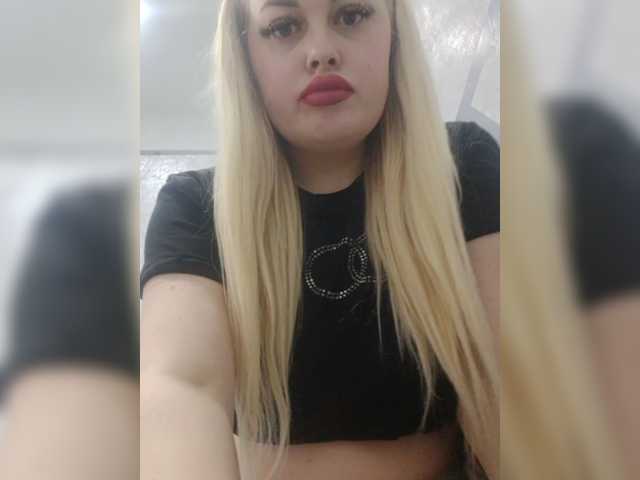 SexiBlondi live cam on BongaCams